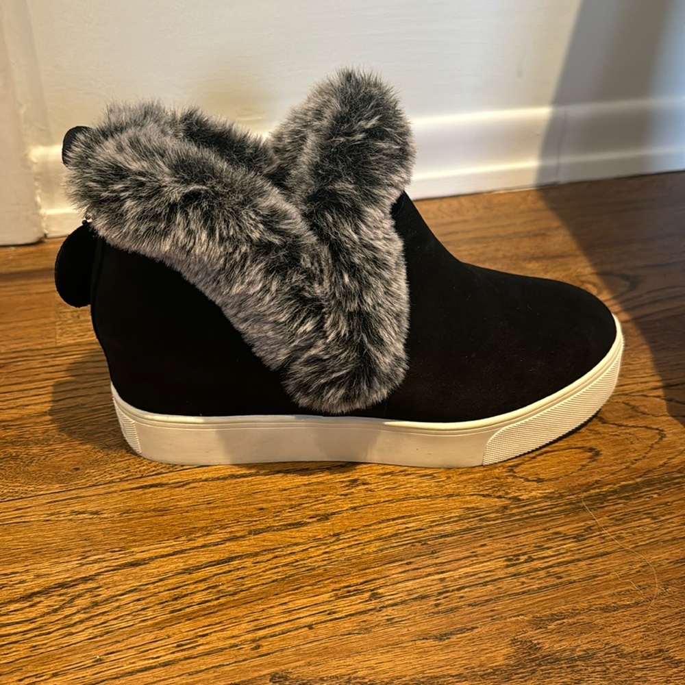 Sean Taupe Waterproof Suede Shoe